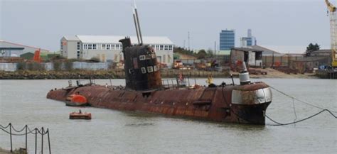 A derelict Soviet foxtrot class submarine | Submarines, Soviet navy ...