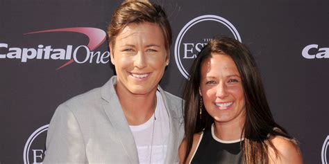 Abby Wambach Marries Sarah Huffman In Hawaiian Ceremony | HuffPost