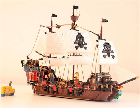 LEGO Creator 31109 Pirate Ship : le bateau pirate en version longue ...