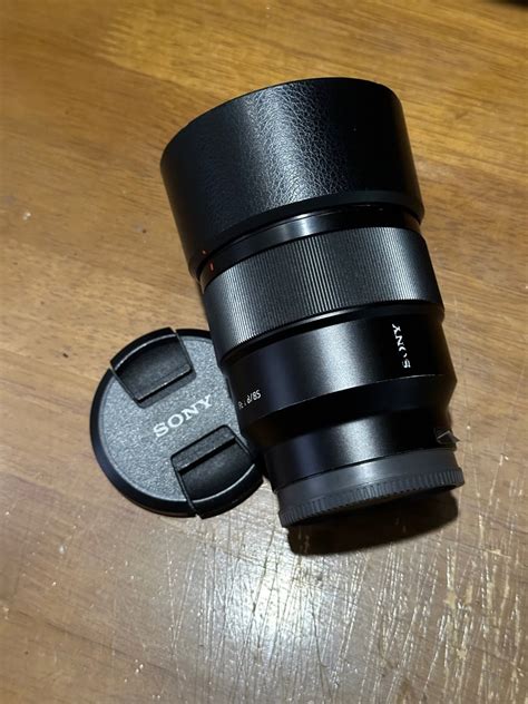 Sony 85mm f1.8, Photography, Cameras on Carousell