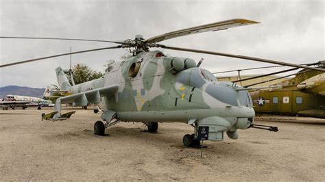 Mil Mi-24 (Hind): Photos, History, Specification