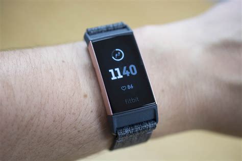 Fitbit Charge 3 review: Peppering a fitness tracker with smartwatch powers | Ars Technica