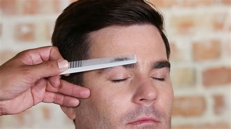 How to Trim Men's Eyebrows - YouTube