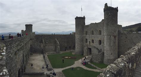 Harlech Castle in Harlech | Expedia.co.in