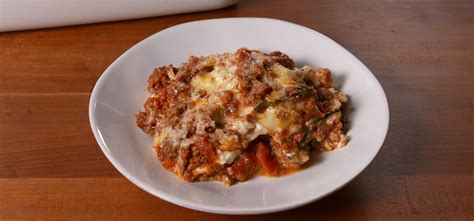 Giada De Laurentiis Vs. Ree Drummond: Whose Lasagna Is Better?Delish Food Network Recipes ...