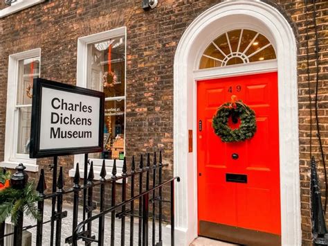 A Visitor's Guide to the Charles Dickens House in London – Many More Maps