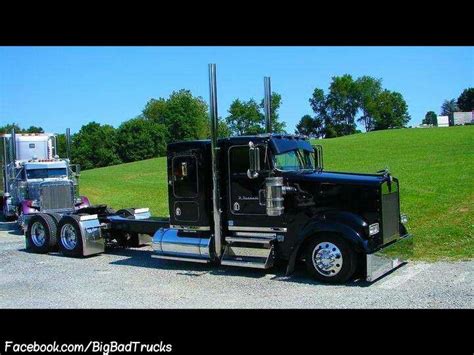 Custom Black Kenworth