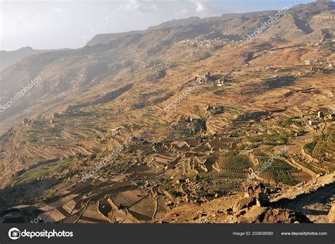 Classical Countryside Landscape Yemen Mountain Villages Rocks Cut Agricultural Fields — Stock ...