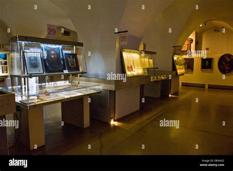 Italy piedmont turin museum shroud hi-res stock photography and images - Alamy