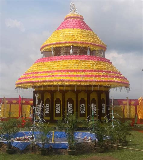 Durga puja pandal stock image. Image of durga, celebration - 160469083