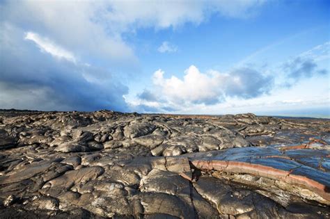 Premium Photo | Lava flow on Big Island, Hawaii