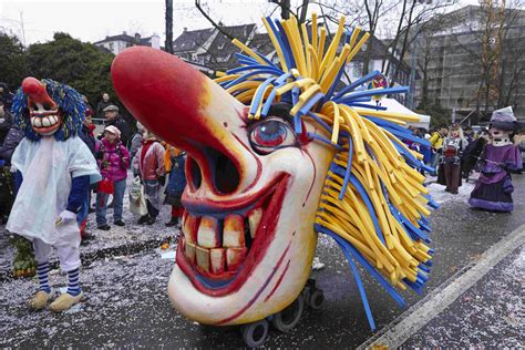 Carnival of Basel 2025: The Cortege (Tourist-Information and Insights) - Visit the Carnival of ...