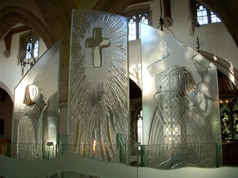 St Peter and St Pauls Church, Great Missenden, Buckinghamshire - Daedalian Glass Studios