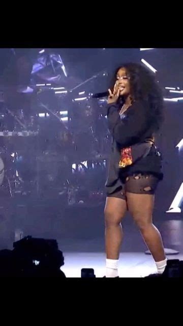 Sza_htownteam on Instagram: "Clips of @SZA performing at @vidcon before ...