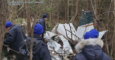 7 dead in plane crash in Canada - CBS News