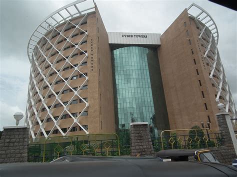 File:Cyber tower in hitech city hyderabad 3093.JPG