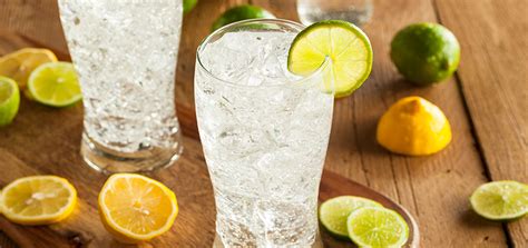 What’s all the fizz? 5 things to know about carbonated water | Shine365