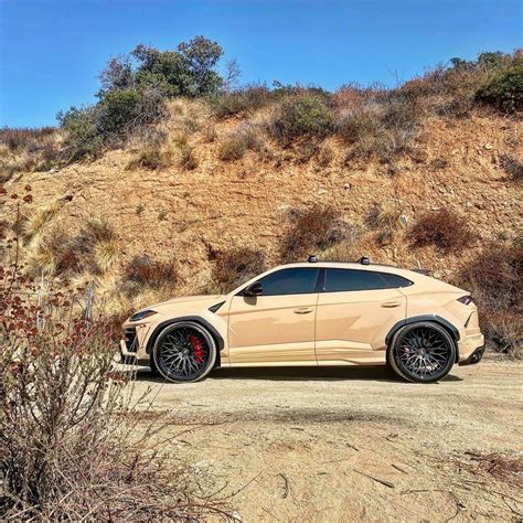 Lamborghini Urus Shows Off Desert Spec With Widebody Kit and Black ...