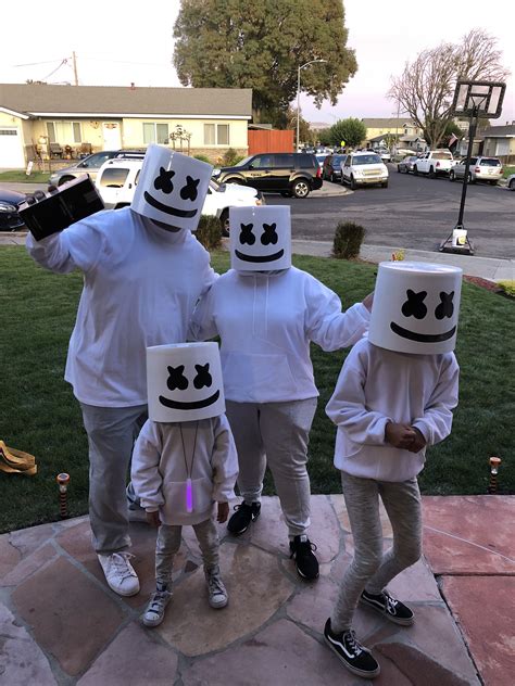 DJ MARSHMELLO Family Costume 2018 | Boy halloween costumes, Diy halloween costumes, Marshmello ...