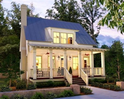 Sweet Farmhouse Cottage | Content in a Cottage