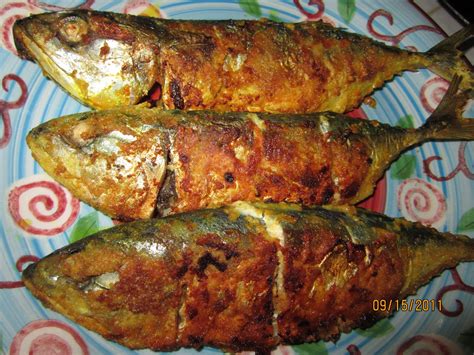 Indianfoodbazaar: Mum's Spicy Mackerel(Bangada) Fish Fry