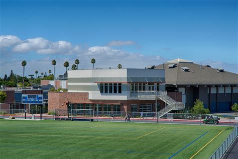 Lynbrook High School Field House - Overaa Construction