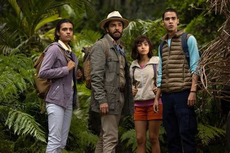 Elenco de Dora e a Cidade Perdida comenta sobre a adaptação | Lost city ...