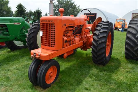 Photo Gallery: Massive Antique Tractor Collection 30 Years in the ...