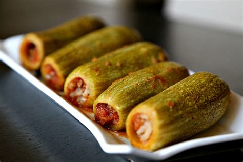 Stuffed White Zucchini in Tomato Sauce (Kousa Mahshi) - :: Nutrizonia ...