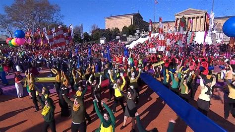 Highlights from the 6abc/Dunkin' Donuts Thanksgiving Day Parade - 6abc ...