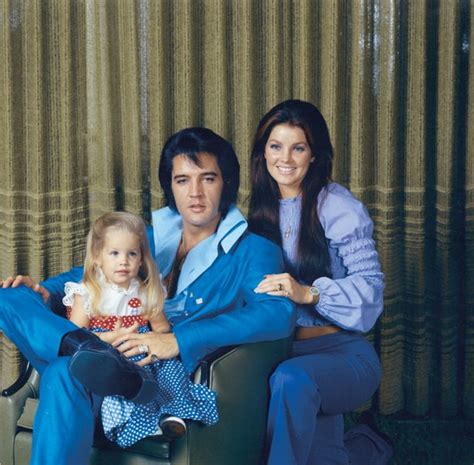 Lovely Photos of Elvis Presley With His Wife Priscilla and Their ...