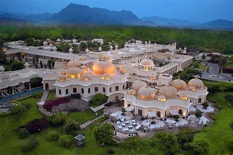 15 Resorts Near Udaipur