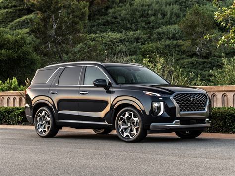 2021 Midsize SUVs: New Models, Big Changes | Kelley Blue Book