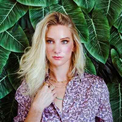 Heather Morris - Bio, Age, Net Worth, Height, Married, Facts