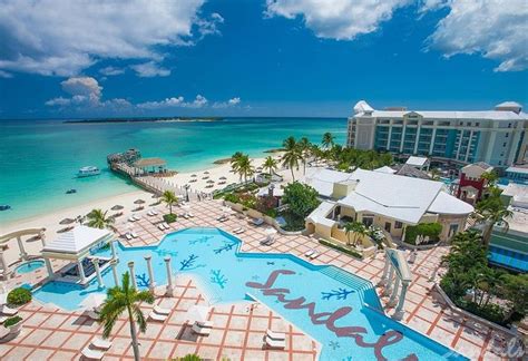 Best Places to Stay in the Bahamas - Top 5 All Inclusive Resorts | Caribbean beach resort, Royal ...