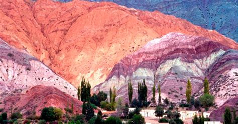 Cerro de los Siete Colores y su paleta de colores única - Tripin Argentina