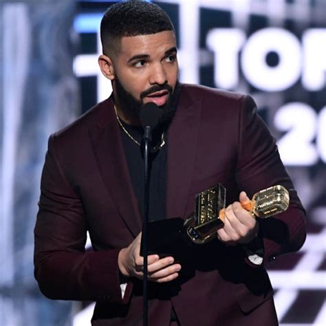 Drake Is Getting a Major Award at the 2021 Billboard Music Awards