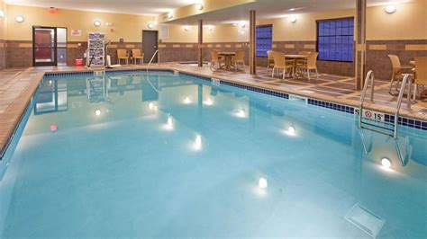 Hampton Inn & Suites Dickinson from $110. Dickinson Hotel Deals & Reviews - KAYAK