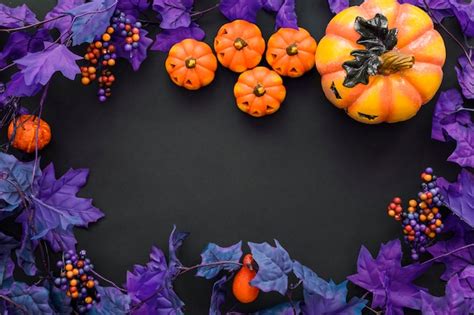 Free Photo | Halloween background with purple leaves