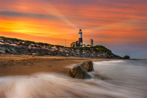 Lighthouse Sunset - Photo of the Day - March 12th 2018 - Fstoppers