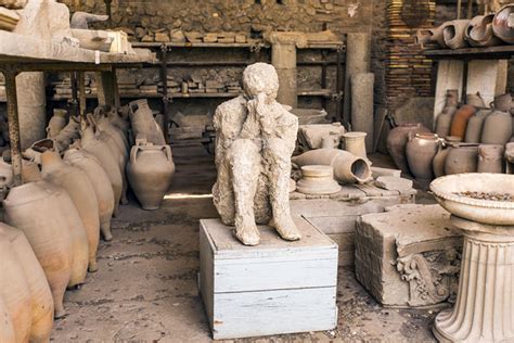 Pompeii: Italy's Frozen-in-Time Roman City by Rick Steves