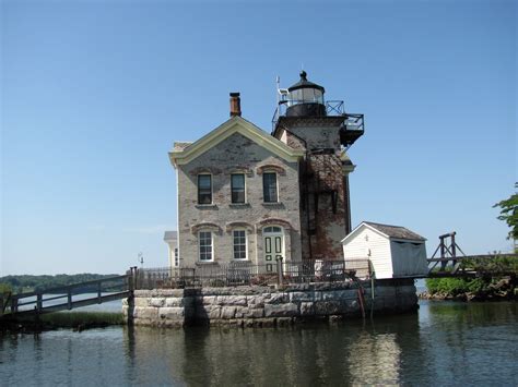 The Hudson River Explorer: Saugerties Lighthouse