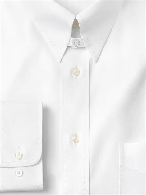 Non-Iron Cotton Pinpoint Solid Color Snap Tab Collar Dress Shirt | Paul Fredrick