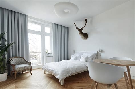 A Minimalist Studio Apartment in Krakow