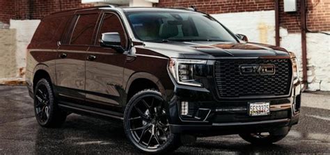 Blacked-Out 2021 GMC Yukon Denali Hits The Streets