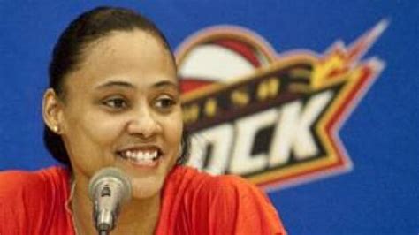 Marion Jones signs WNBA contract | CBC Sports