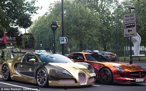 Gold Bugatti Veyron of a Saudi millionaire makes crowds go berserk in London - Luxurylaunches