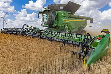 X9 1100 Combines | Grain Harvesting | John Deere AU