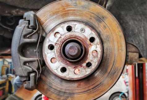 Automotive Tips you Need to Know: How to Change Your Brake Pads and Rotors