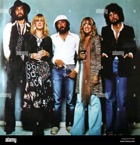 Fleetwood mac 1977 hi-res stock photography and images - Alamy